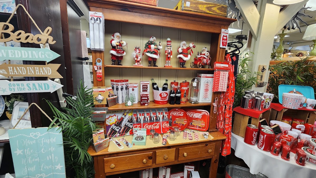 Seaside Country Store photo from Google