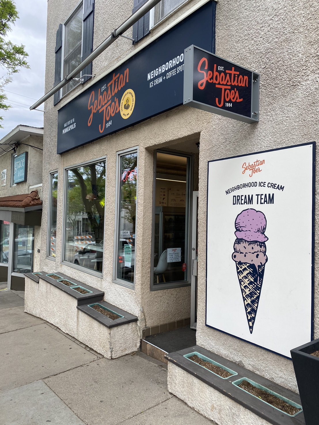 Sebastian Joe's Ice Cream Shop in Minneapolis, MN