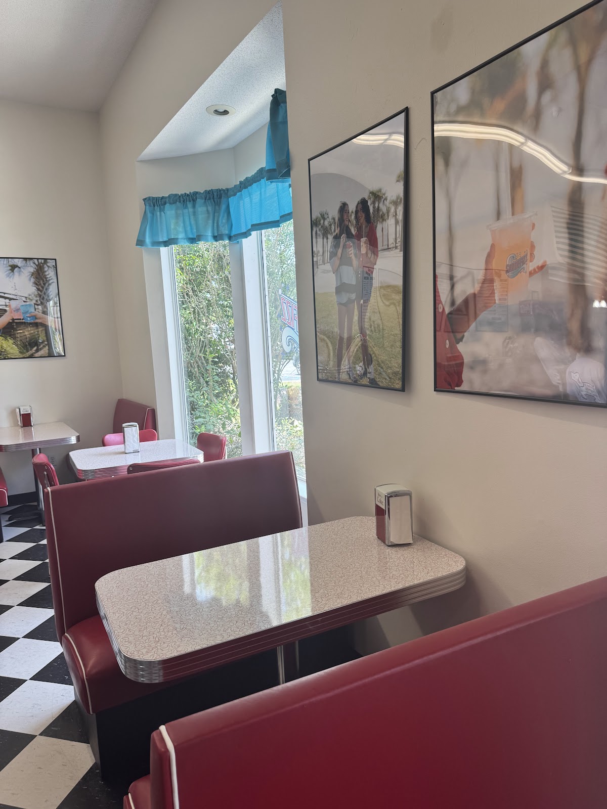 ShoreFizz Soda Shop photo from Google