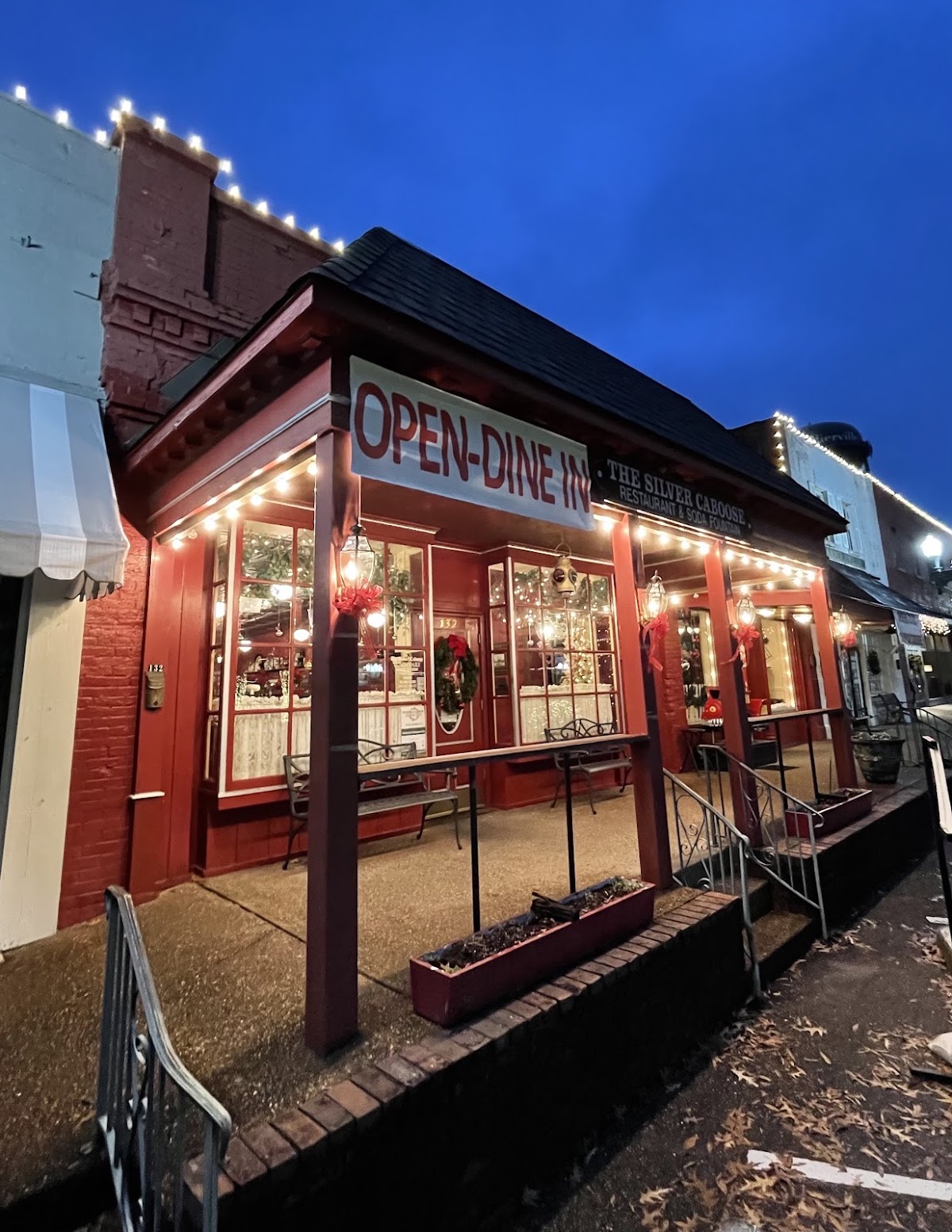 Silver Caboose Restaurant & Soda Fountain in Collierville, TN