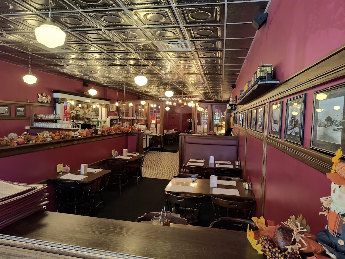 Silver Caboose Restaurant & Soda Fountain photo from Google