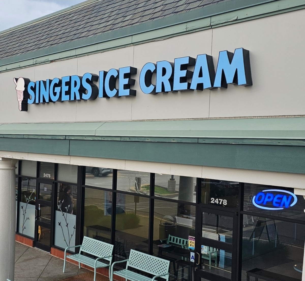 Singers Ice Cream in Wildwood, MO