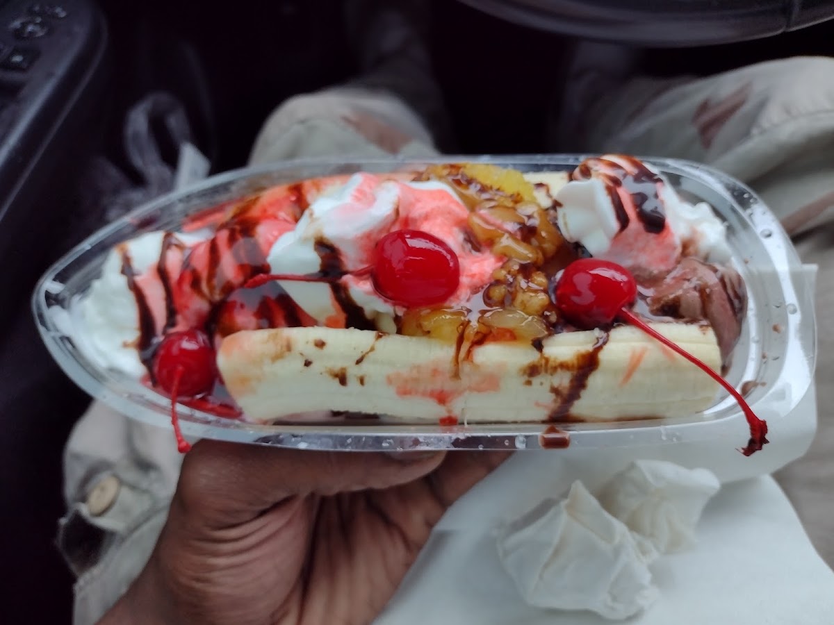 Southpole Creamery & Frozen Treats photo from Google