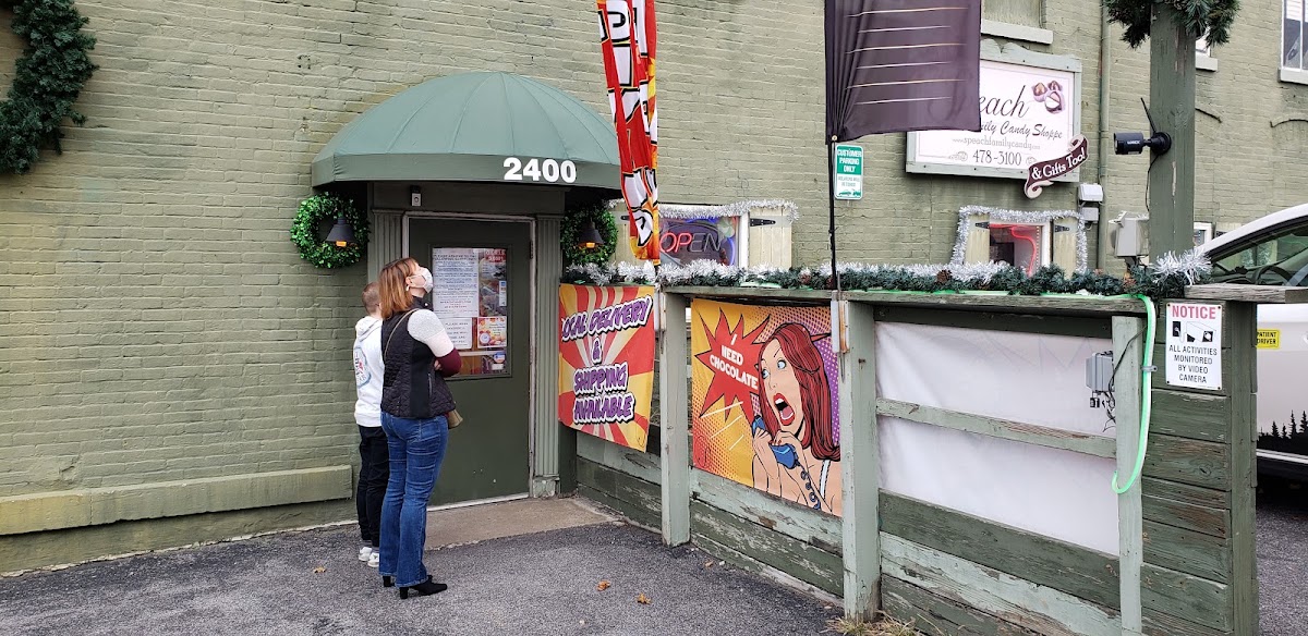 Speach Family Candy Shoppe in Syracuse, NY