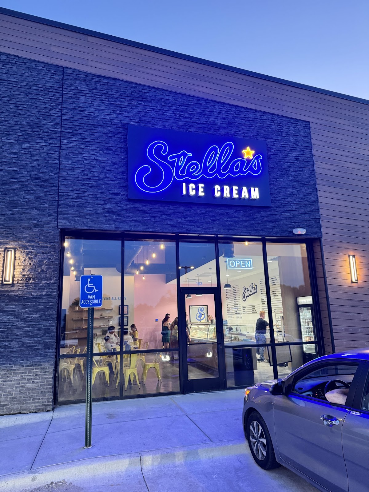 Stella's Ice Cream - Elkhorn in Elkhorn, NE