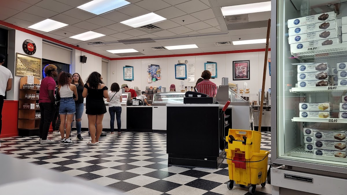 Stroh's Ice Cream Parlours in Wyandotte, MI