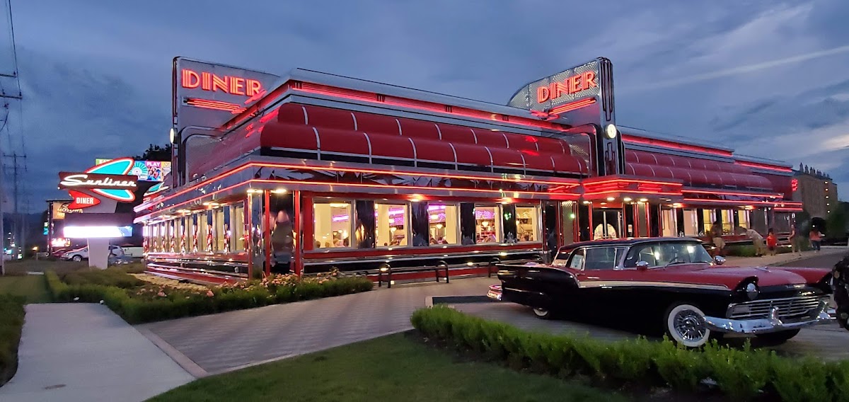 Sunliner Diner in Pigeon Forge, TN