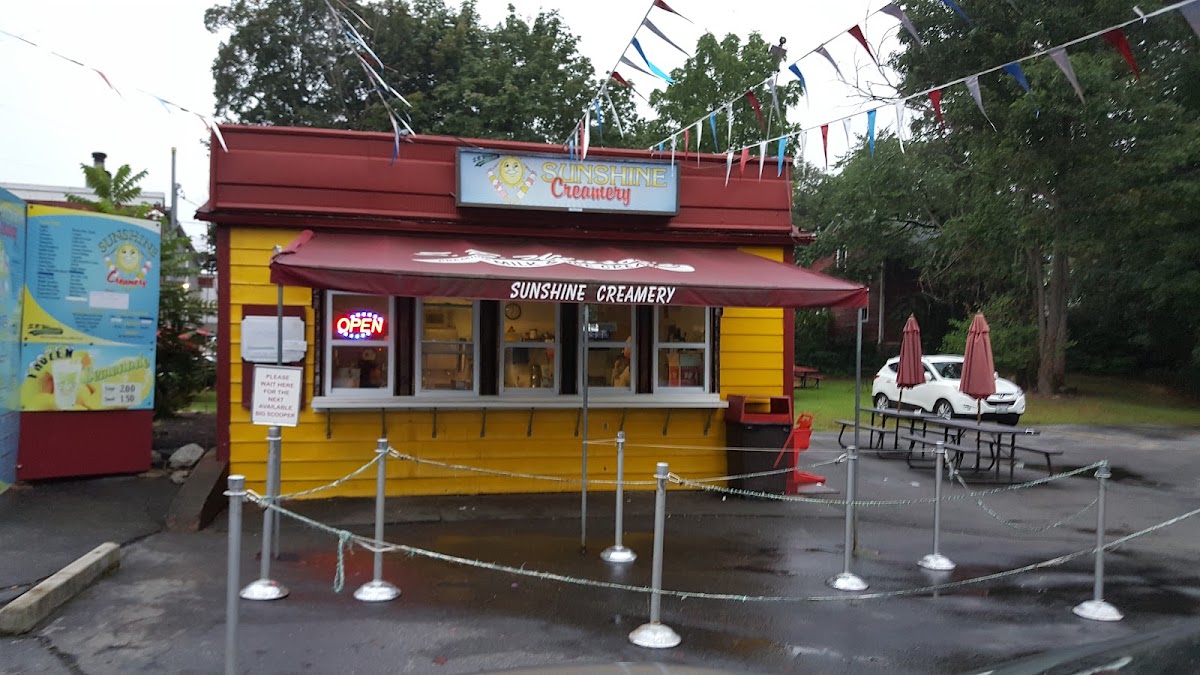 Sunshine Creamery in Rumford, RI