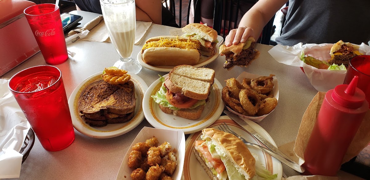 Tara's Cafe and Malt Shop photo from Google