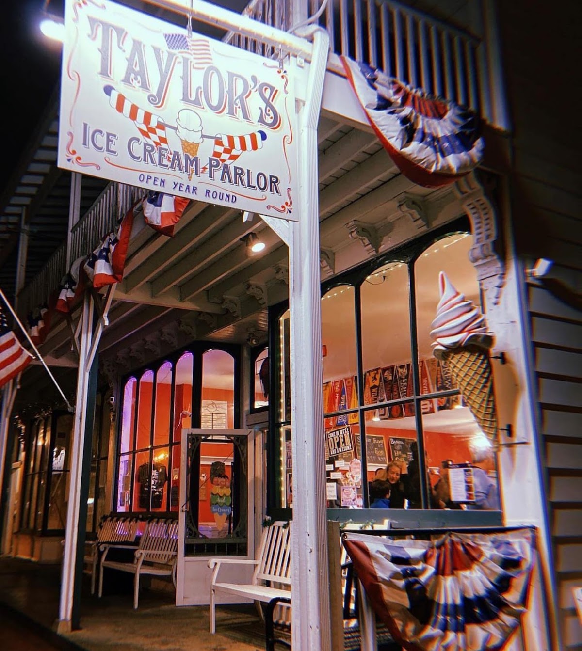 Taylor's Ice Cream Parlor in Chester, NJ