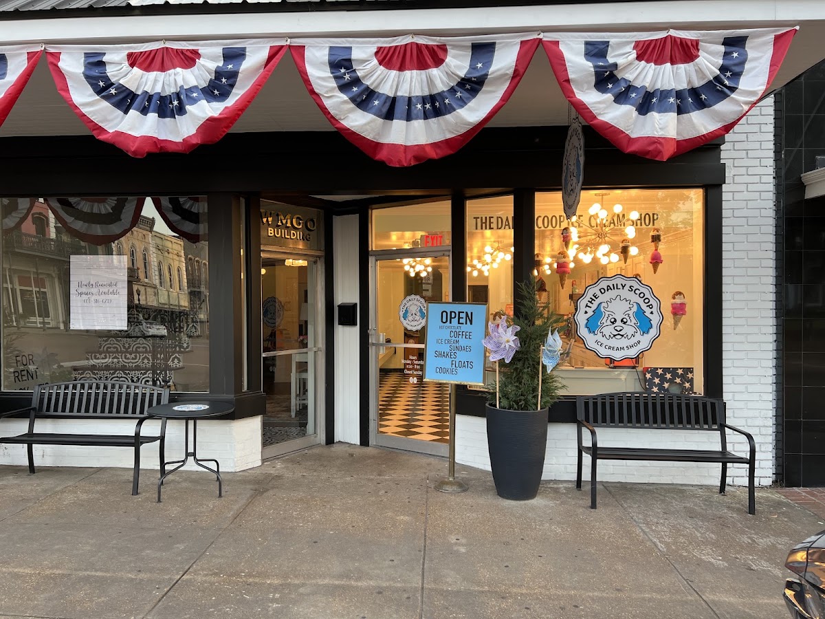 The Daily Scoop Ice Cream Shop in Canton, MS