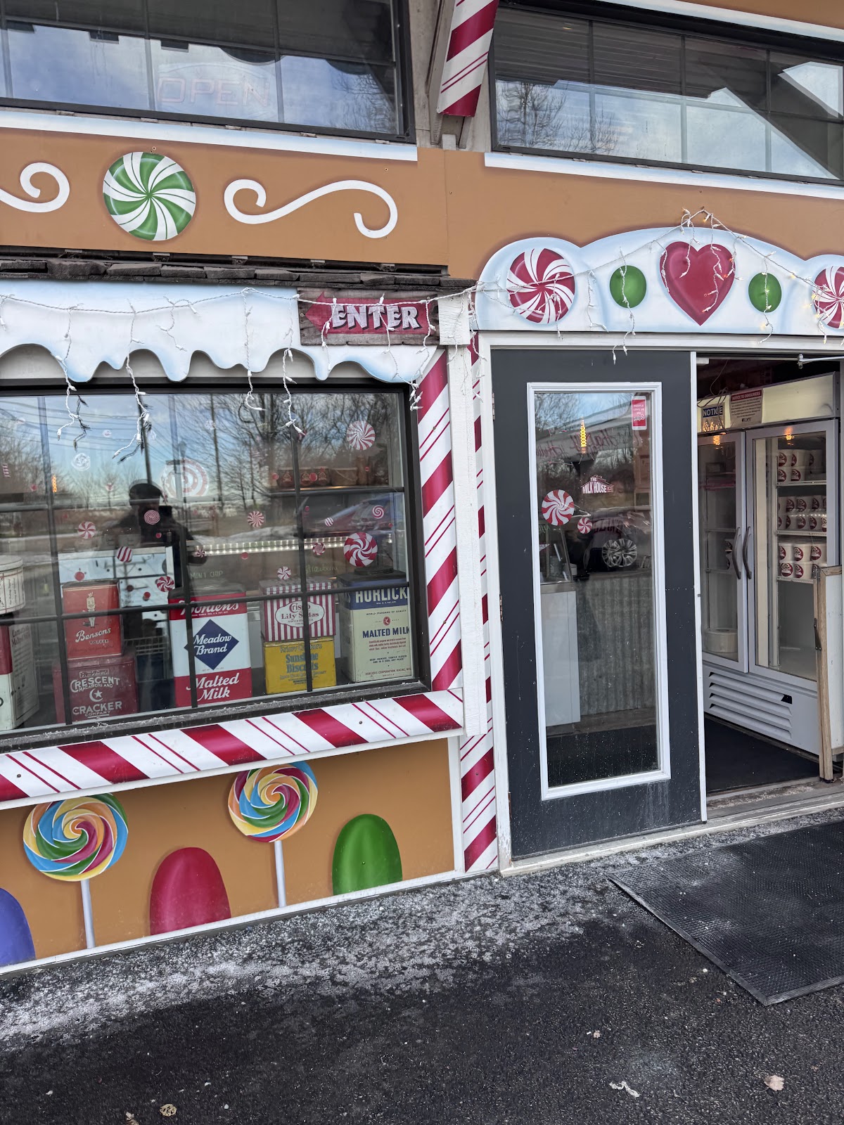 The Milk House Ice Cream in Pingree Grove, IL