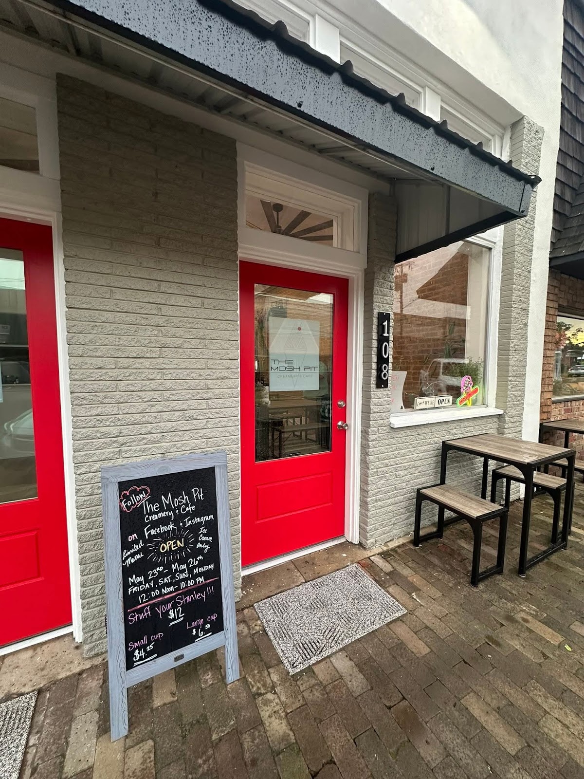 The Mosh Pit Creamery & Cafe in Crystal Springs, MS
