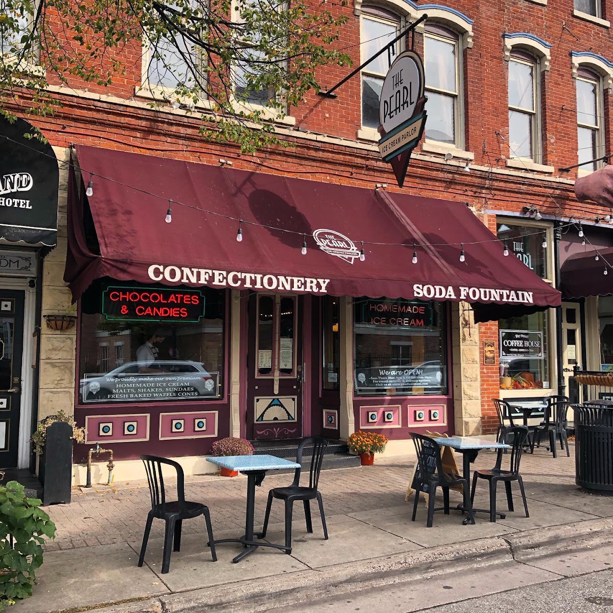 The Pearl Ice Cream Parlor in La Crosse, WI