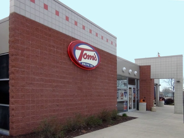 Tom's Drive In in Appleton, WI
