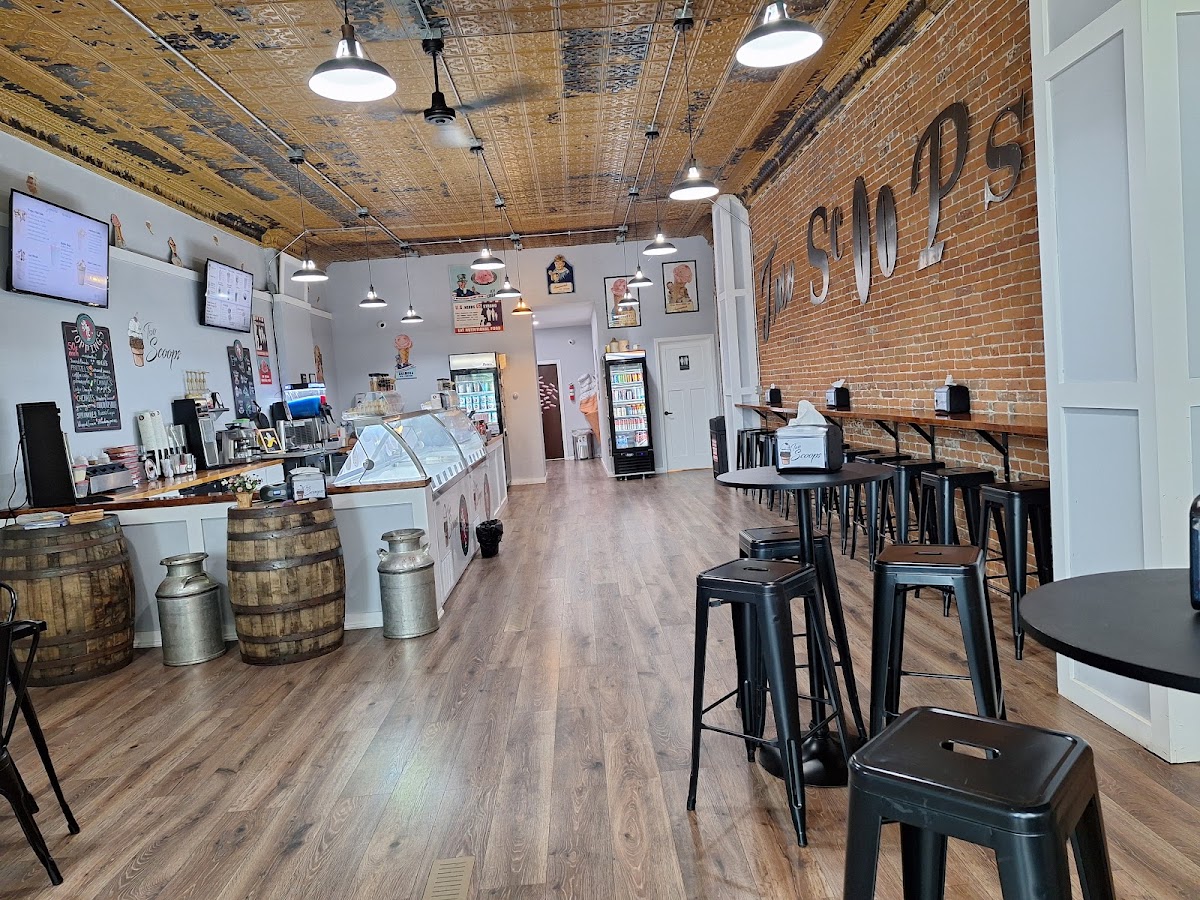 Two Scoops Ice Cream Shop in Anamosa, IA