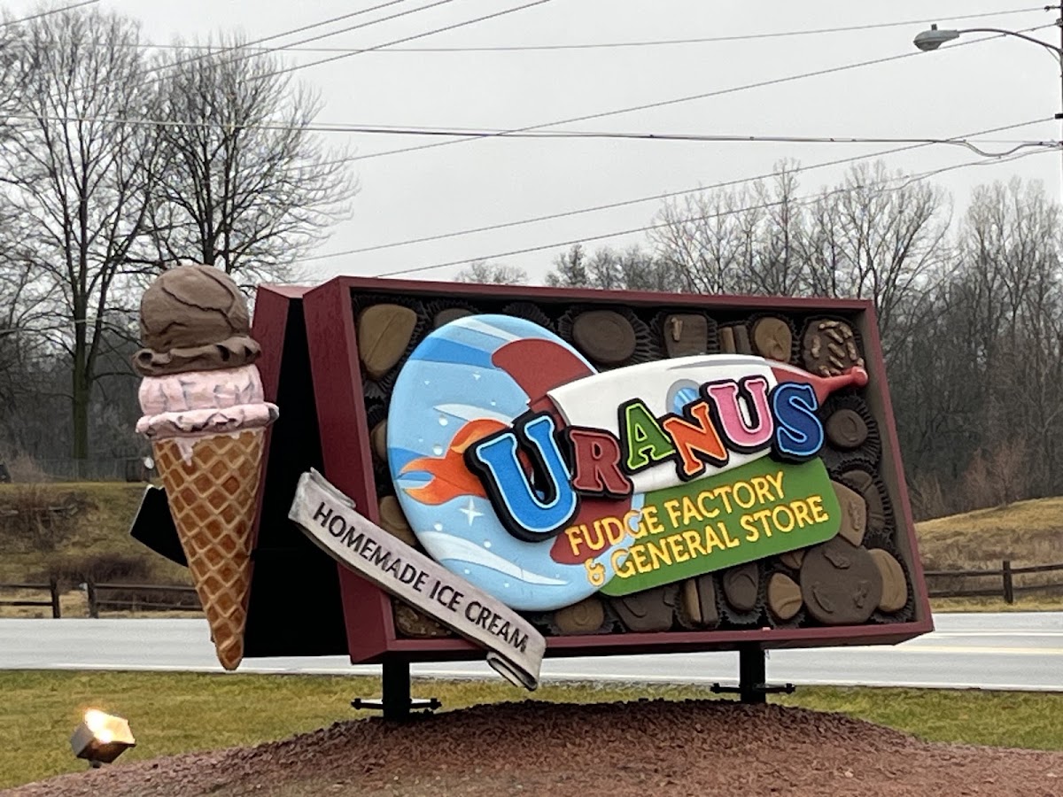 Uranus Fudge Factory - Anderson Indiana photo from Google