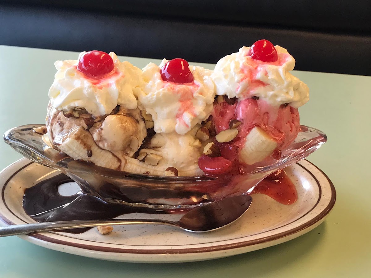 Vic’s Ice Cream photo from Google