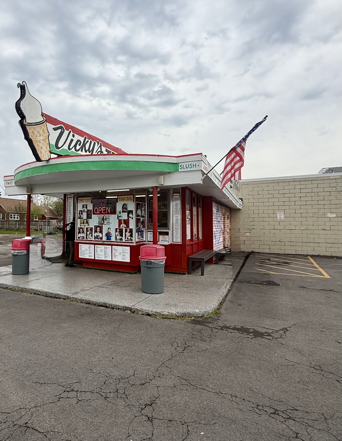 Vicky's Tasty Treats in Liverpool, NY