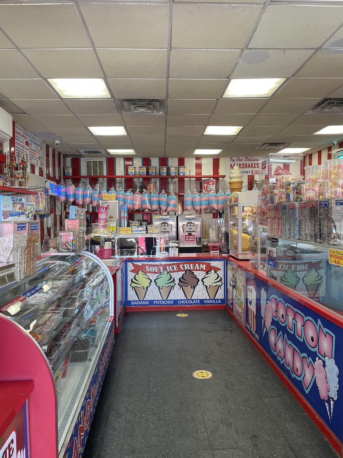 Williams Candy Shop photo from Google