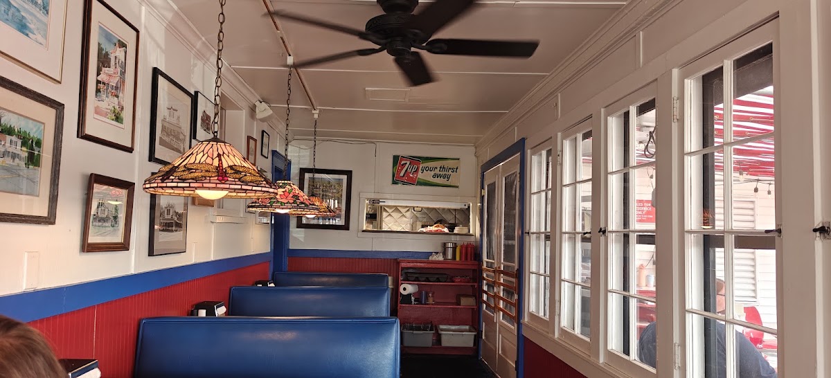 Wilson's Restaurant & Ice Cream Parlor photo from Google