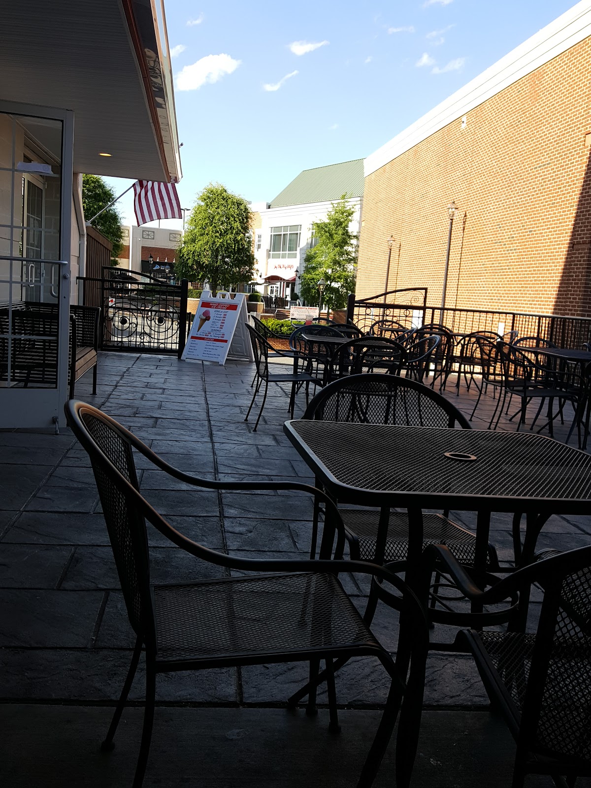 Woody's Ice Cream in Fairfax, VA