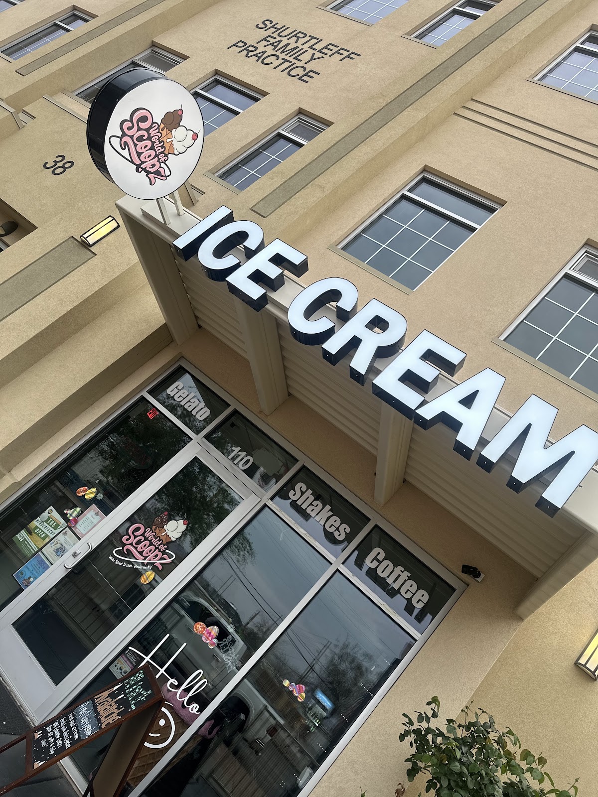 World of Scoopz in Henderson, NV