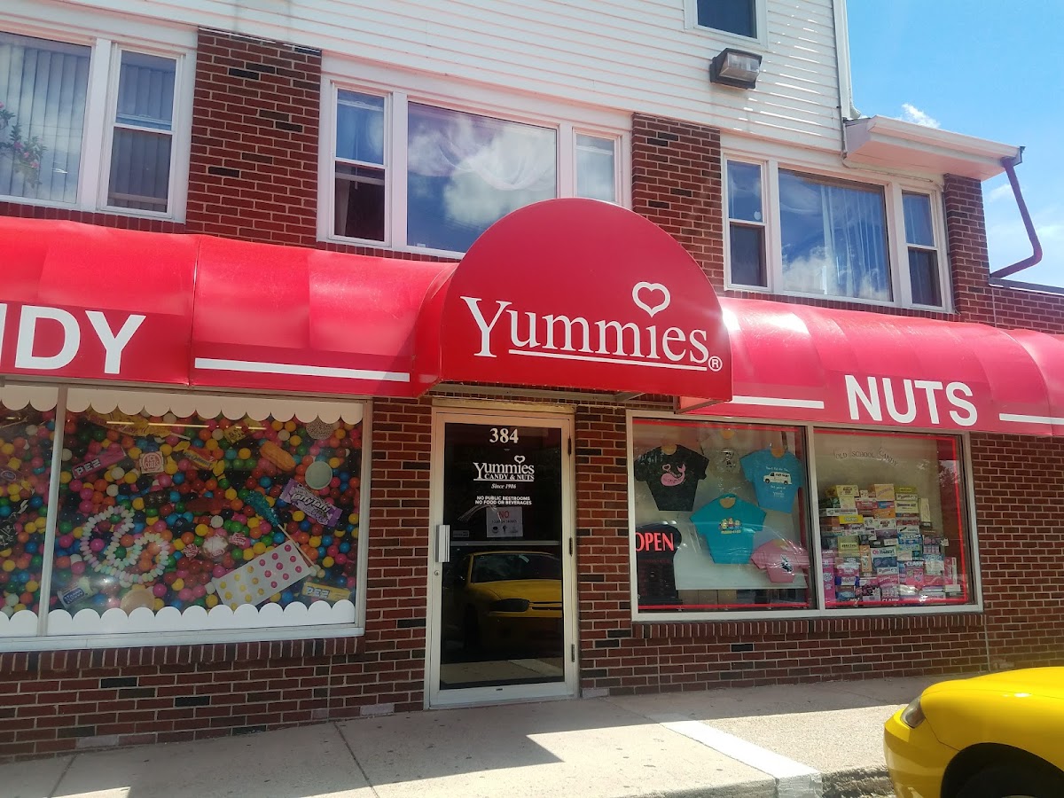 Yummies Candy & Nuts in Kittery, ME