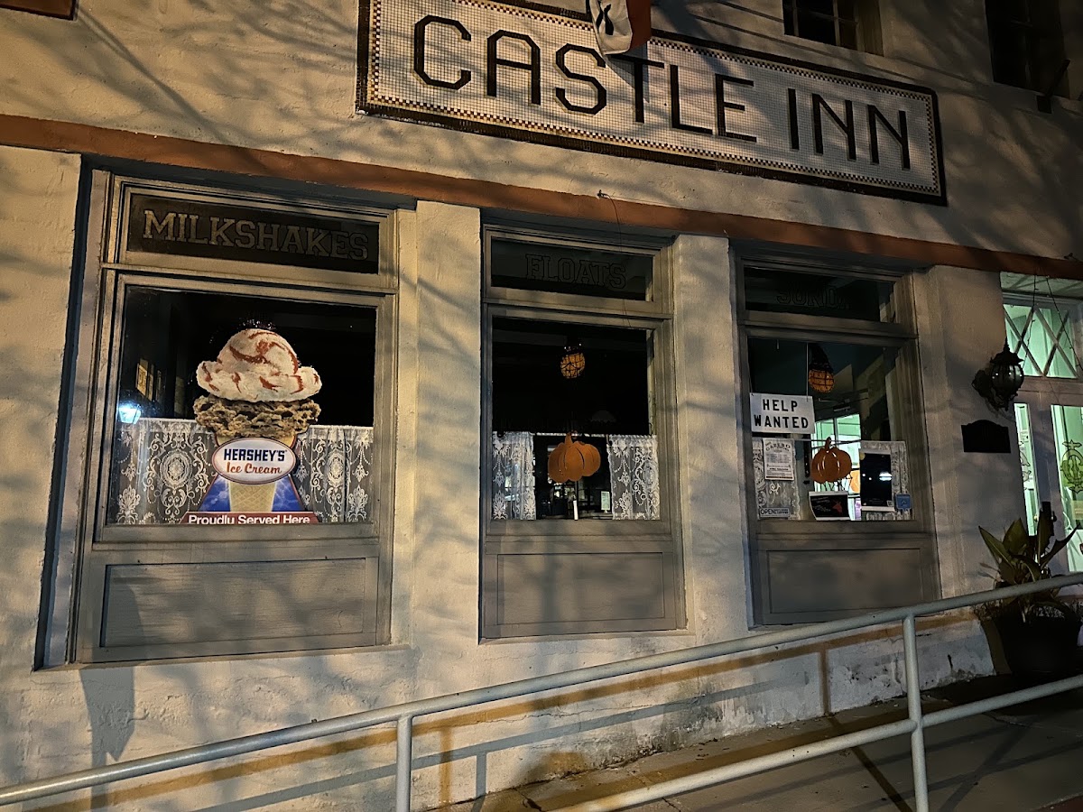 Zoe's Ice Cream Emporium & Café in Delaware Water Gap, DE
