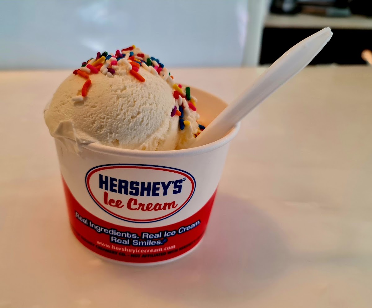 Zoe's Ice Cream Emporium & Café photo from Google